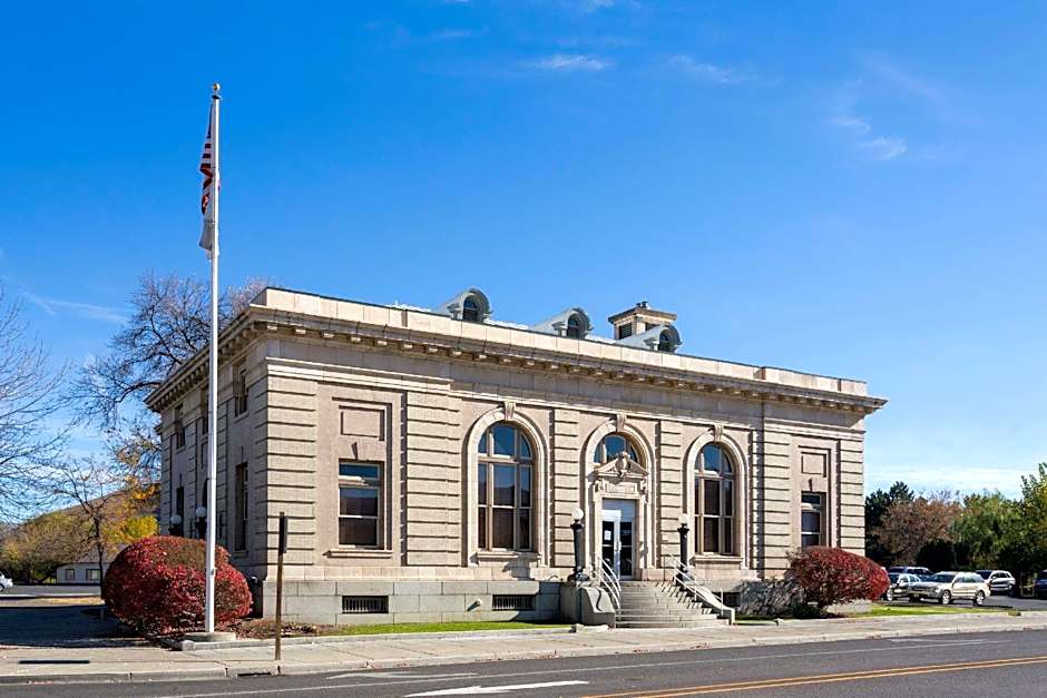 Knights Inn - Baker City OR