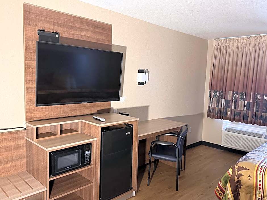 Booneslick Lodge - Neosho