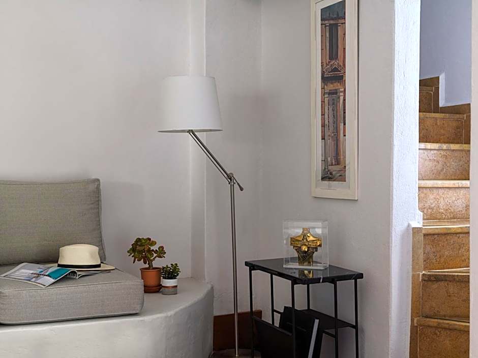 Petra Hotel & Suites