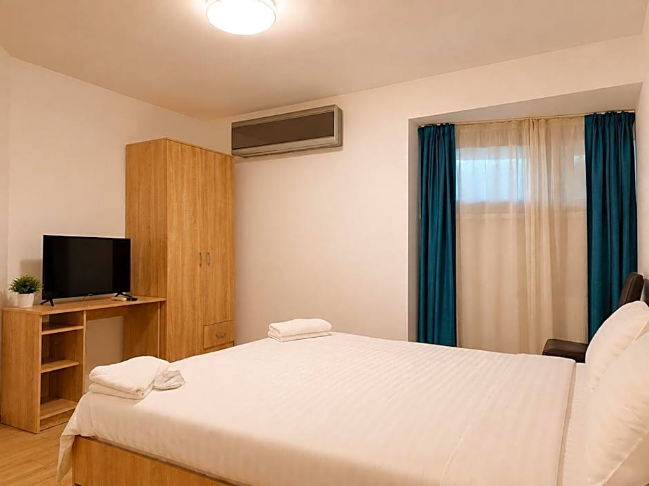 Monte Carlo Palace Rooms