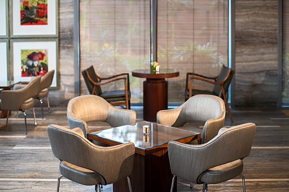 Renaissance by Marriott Bengaluru Race Course Hotel