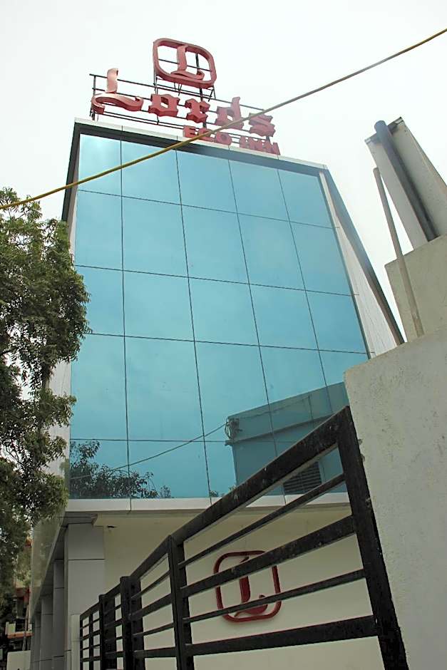 Lords  Eco Inn Gandhidham 