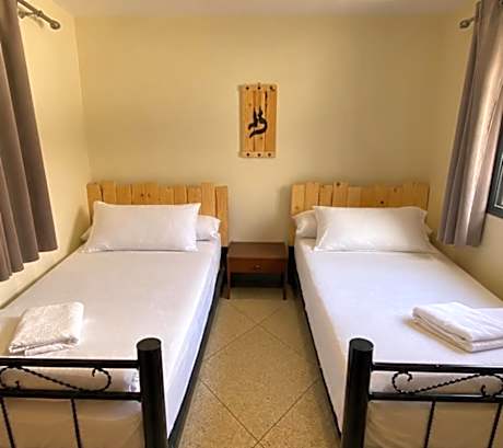 Triple Room with Shared Bathroom
