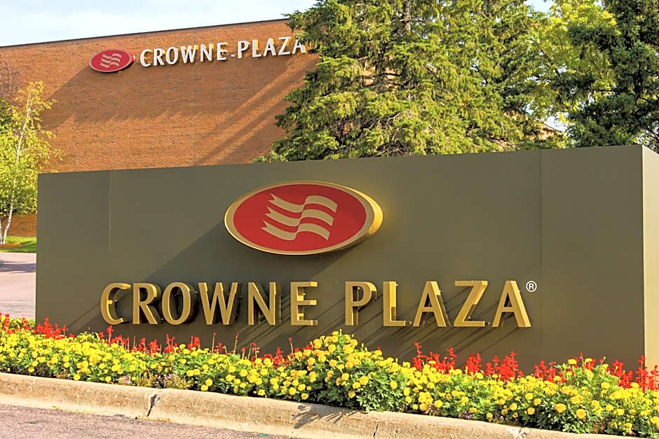 Crowne Plaza Minneapolis West By IHG