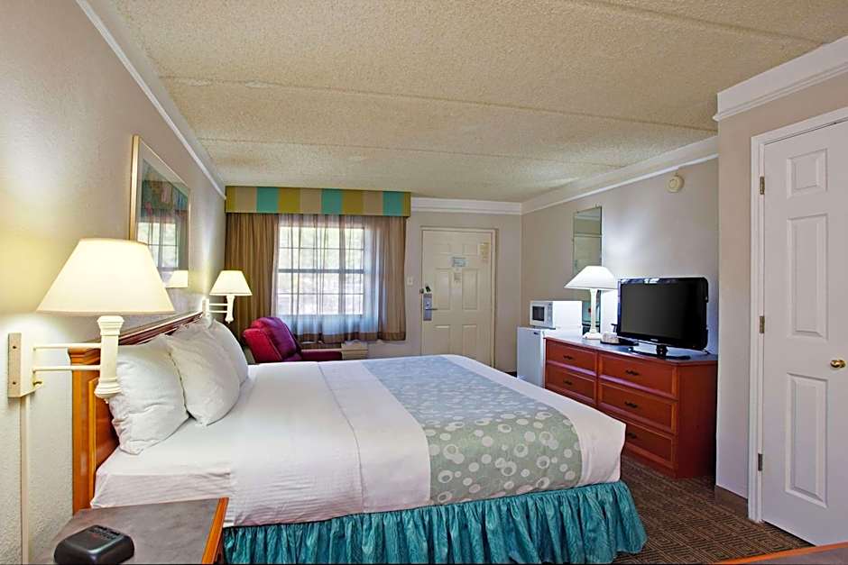 Super 8 by Wyndham San Bernardino