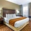 Comfort Inn & Suites Branson Meadows