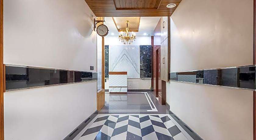 Hotel Leela Grande