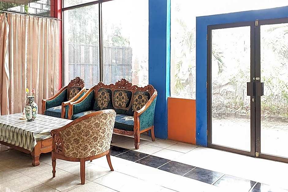 Bromo 22 Homestay Syariah near Terminal Bayuangga Probolinggo Mitra RedDoorz