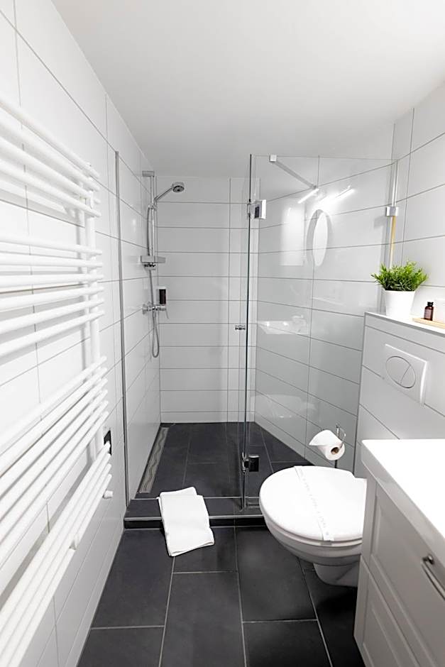 Roomstore Studio Apartments