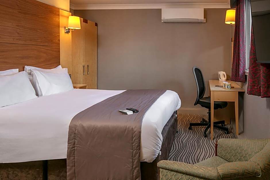 Best Western Heath Court Hotel