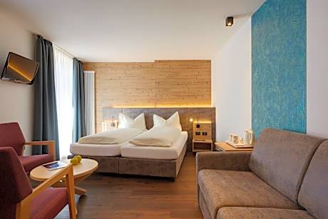 Superior Deluxe Double or Twin Room