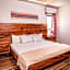 Nomads Party Hotel & Hostel