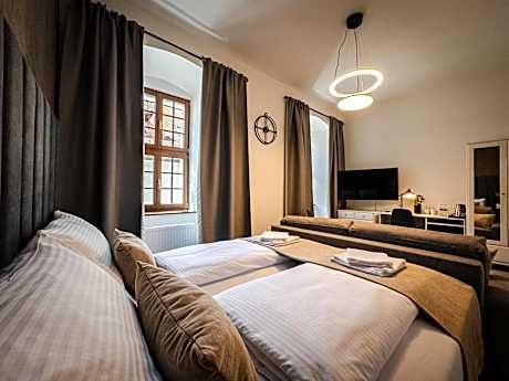 Deluxe Double Room with Extra Bed