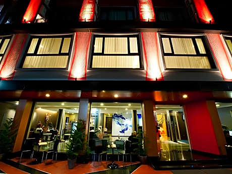 41 Suite Bangkok Hotel