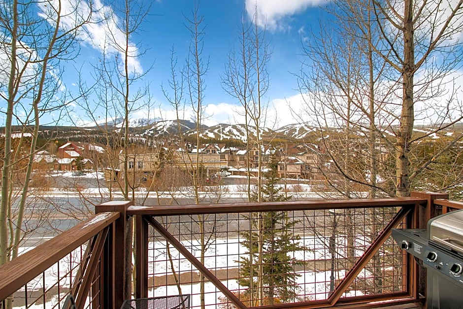 Main Street Junction