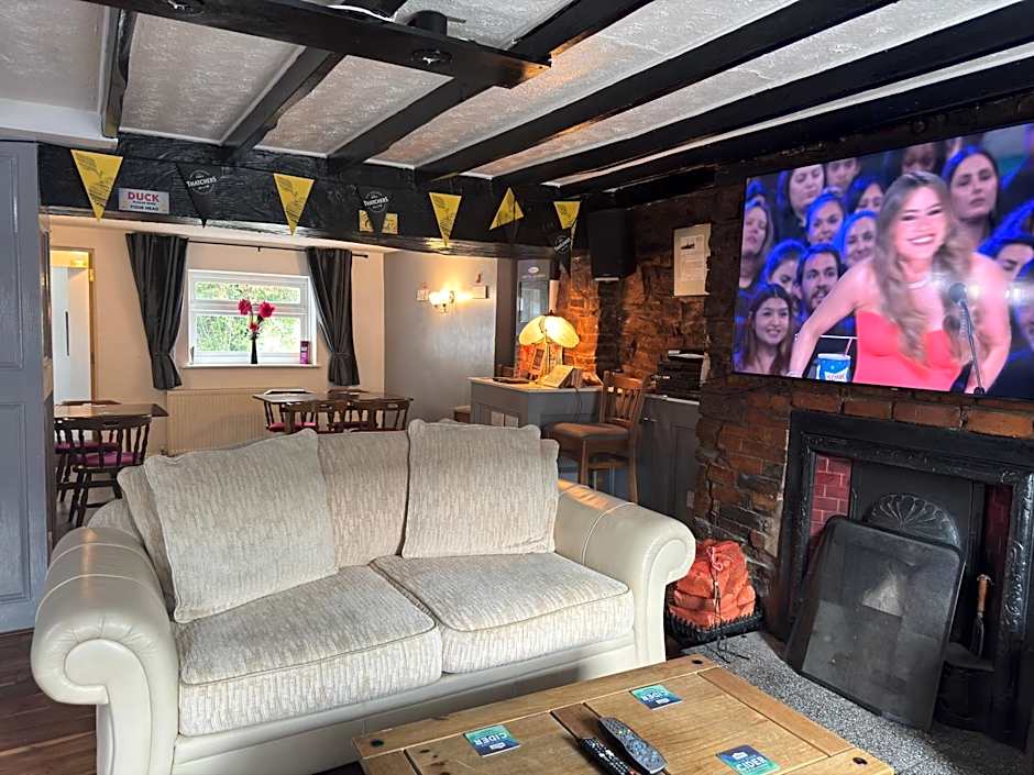 The Carpenters Arms Rooms in Broadway, Laugharne