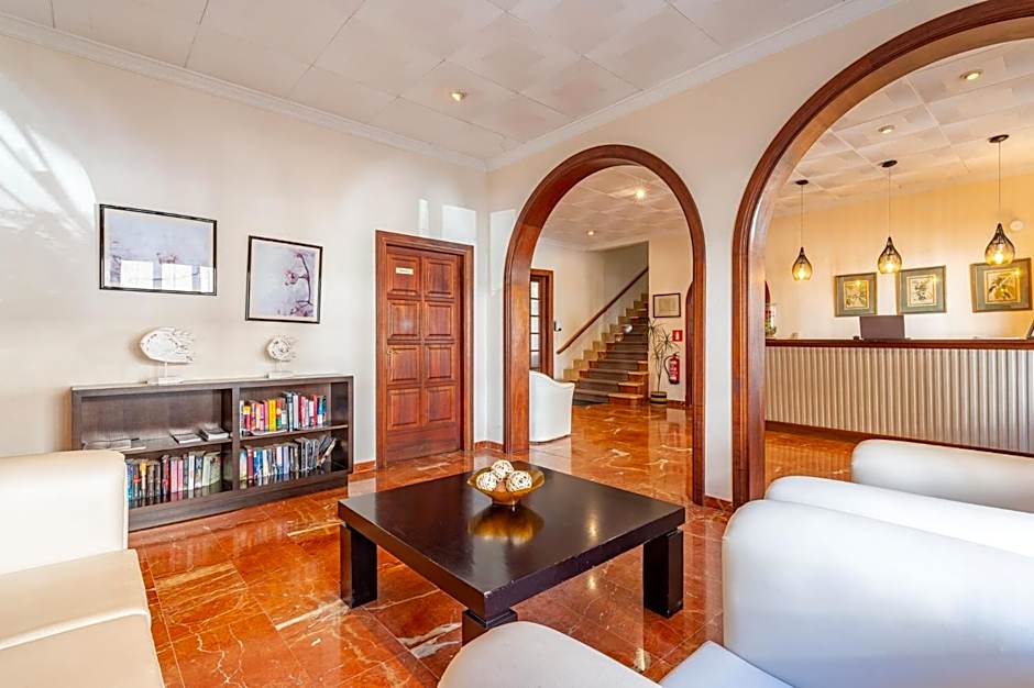 Hotel Martorell by MHR