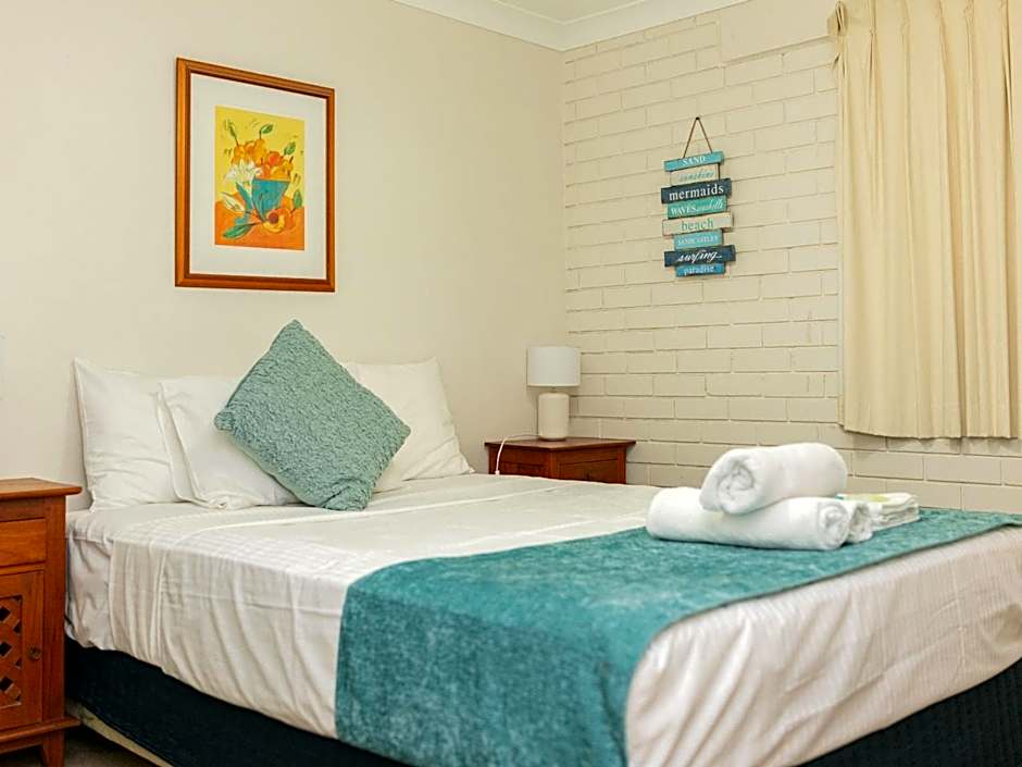 Trickett Gardens Holiday Inn
