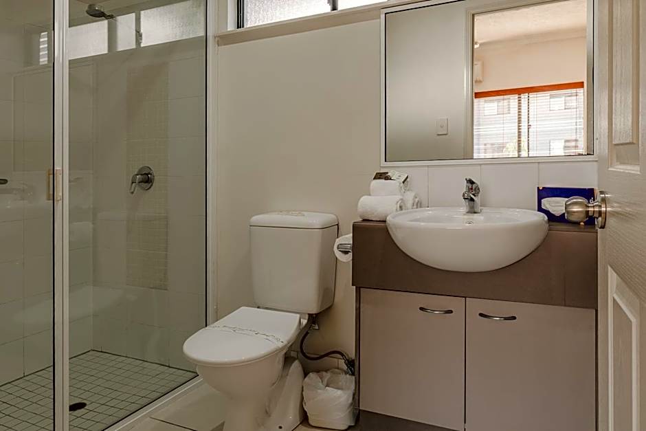 Southern Cross Atrium Apartments