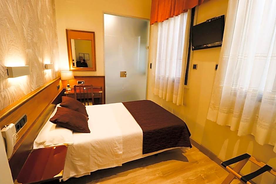 Hostal Hispano - Argentino