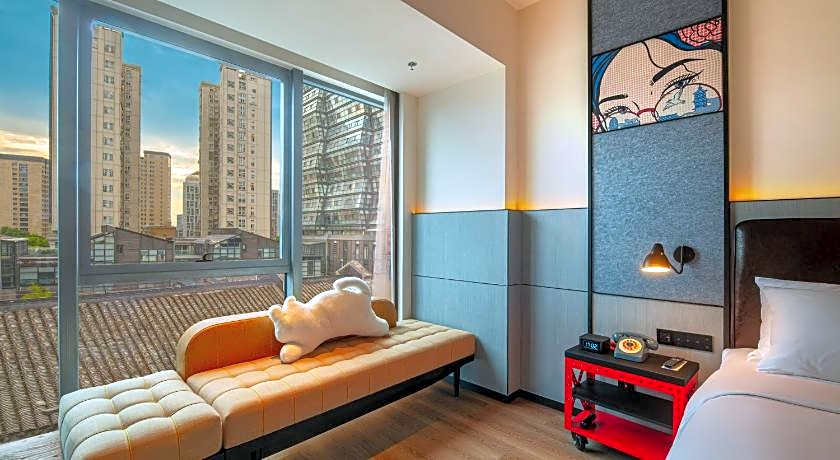 Moxy Ningbo Old Bund