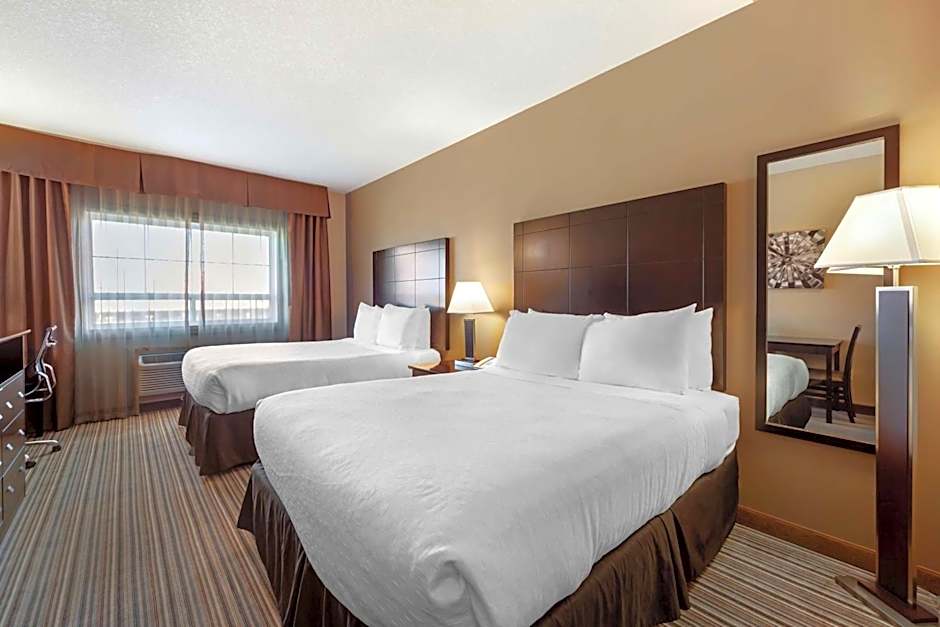 Best Western Plus Peace River Hotel & Suites