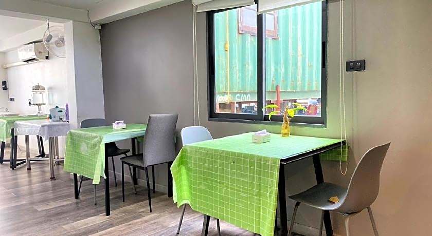 Baan Kun Mhor Hostel