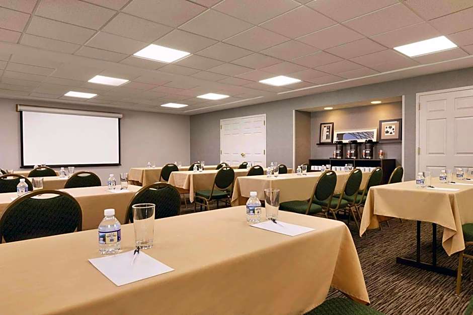 Country Inn & Suites by Radisson, Roanoke, VA