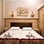 Parthenon Art Hotel