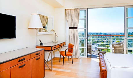 Premium Double Room with Two Double Beds and City View