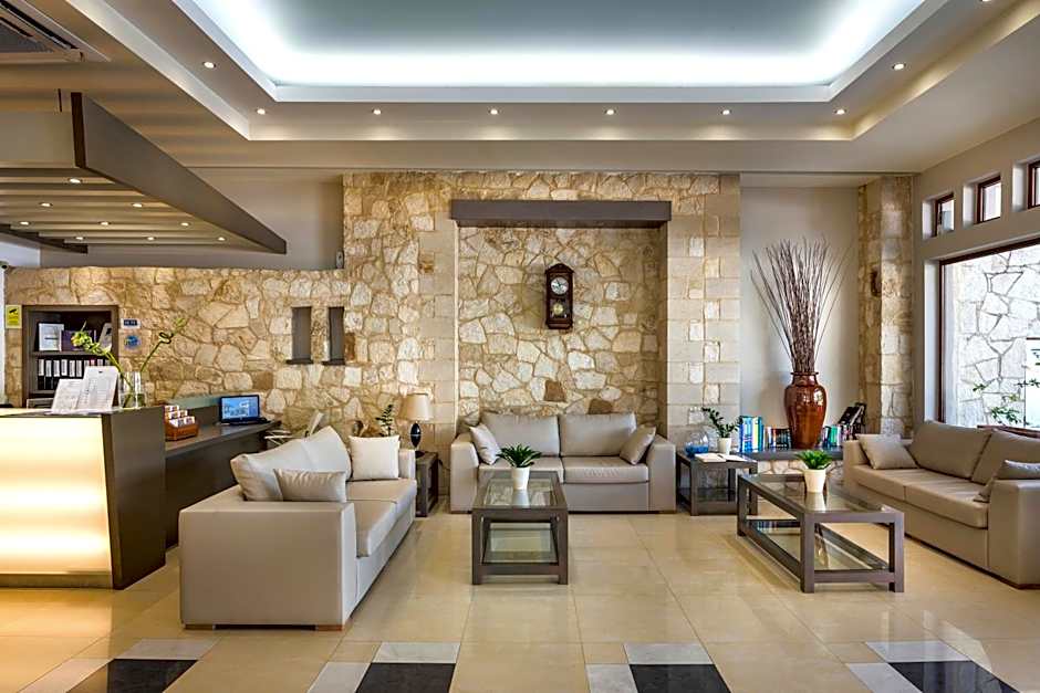 Elotis Suites
