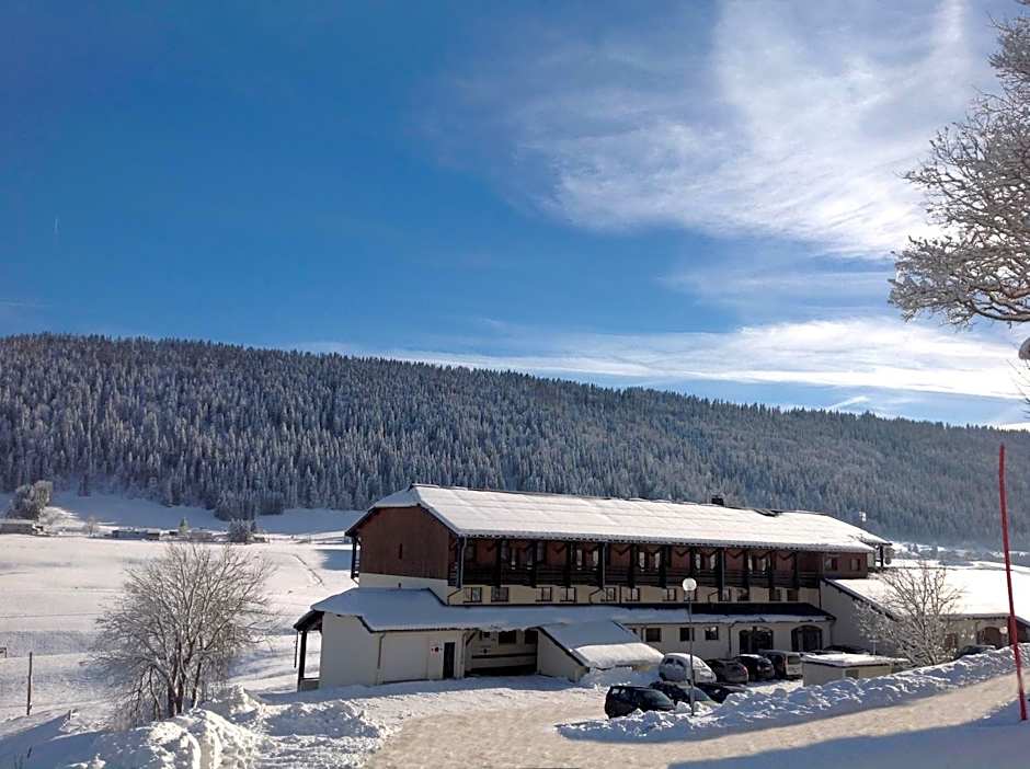 Hôtel Club Le Risoux