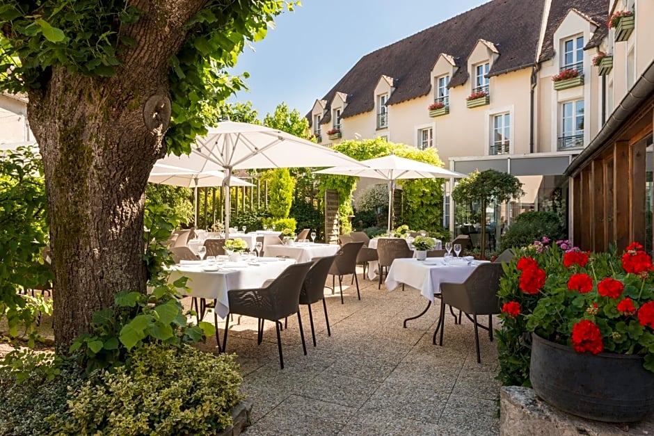 Hotel Aux Vieux Remparts, The Originals Relais (Relais du Silence)