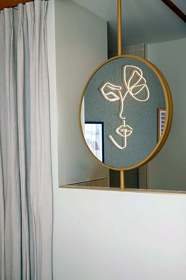 Bloom House Hotel & SPA