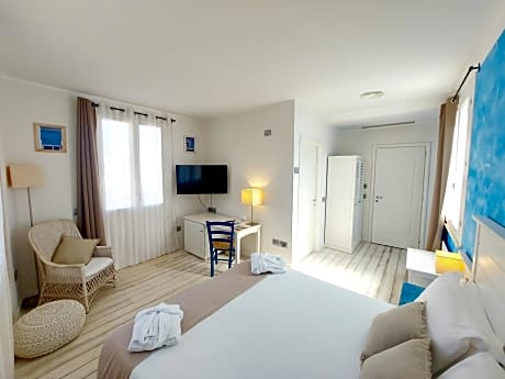 Superior Double Room with Terrace