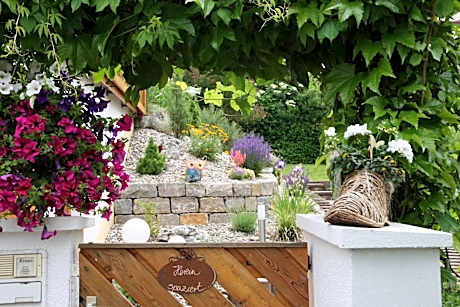 Ferienwohnung am Rotdornweg