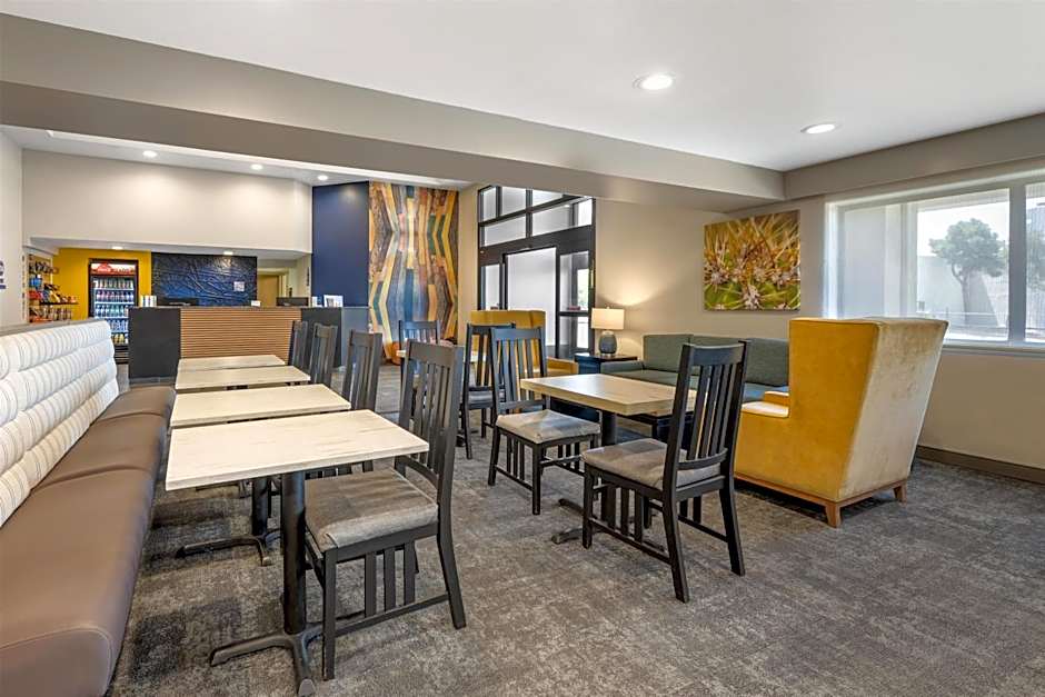 Best Western North I-25 Hotel