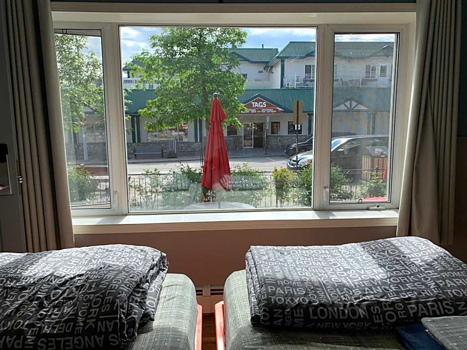 Jasper Downtown Hostel