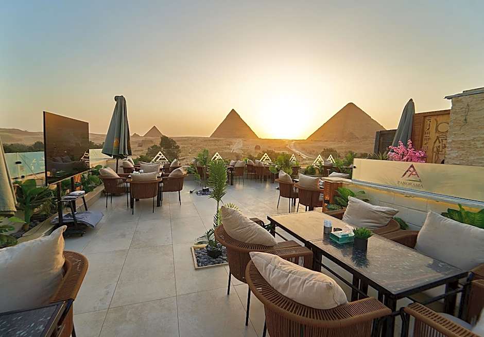 PANORAMA view pyramids