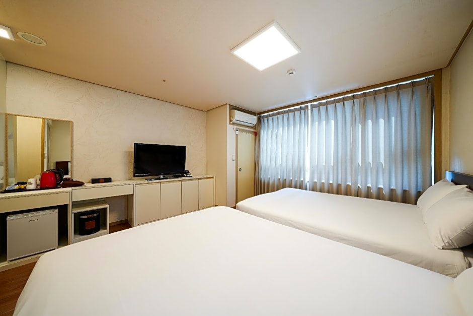 Hotel Aventree Yeouido