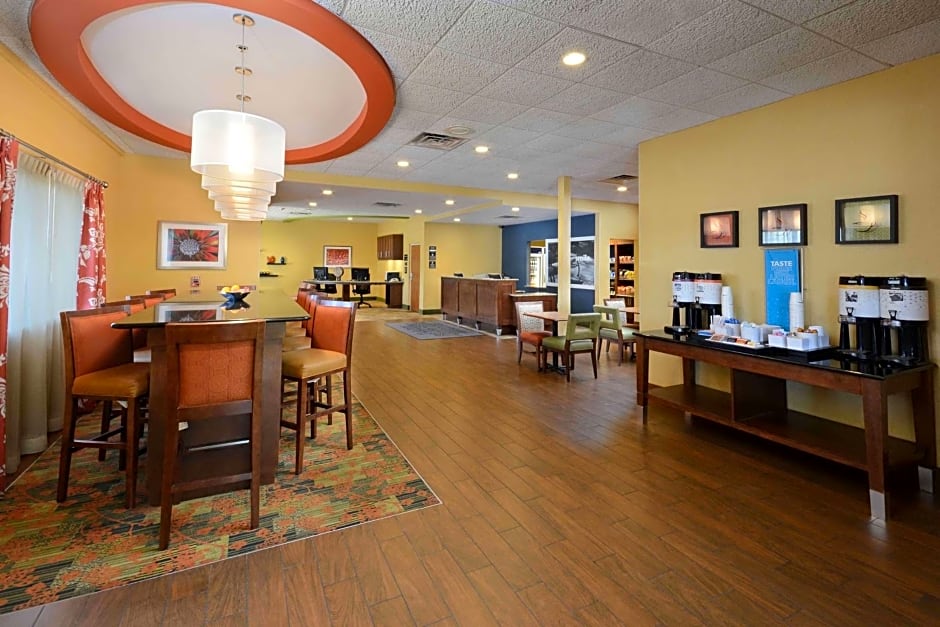 Hampton Inn By Hilton Fayetteville Fort Bragg