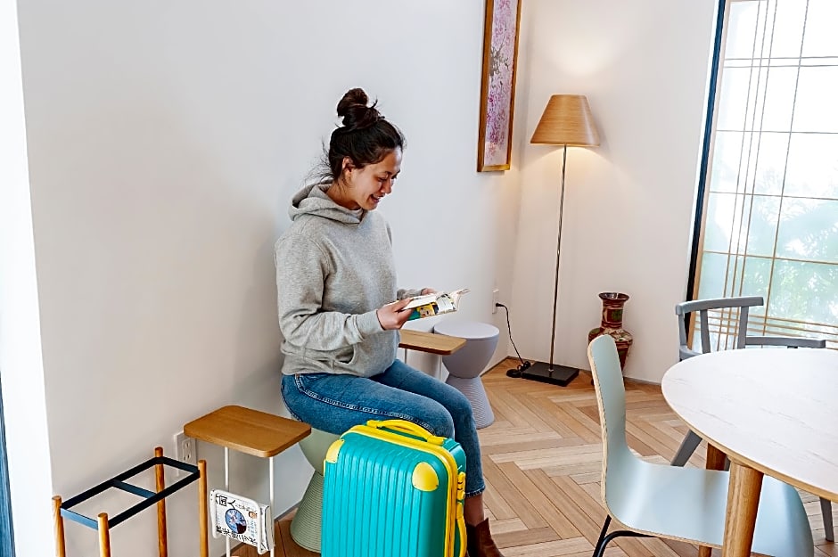 plat hostel keikyu haneda home