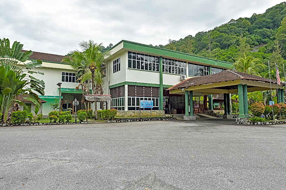 Teluk Batik Holiday Apartment