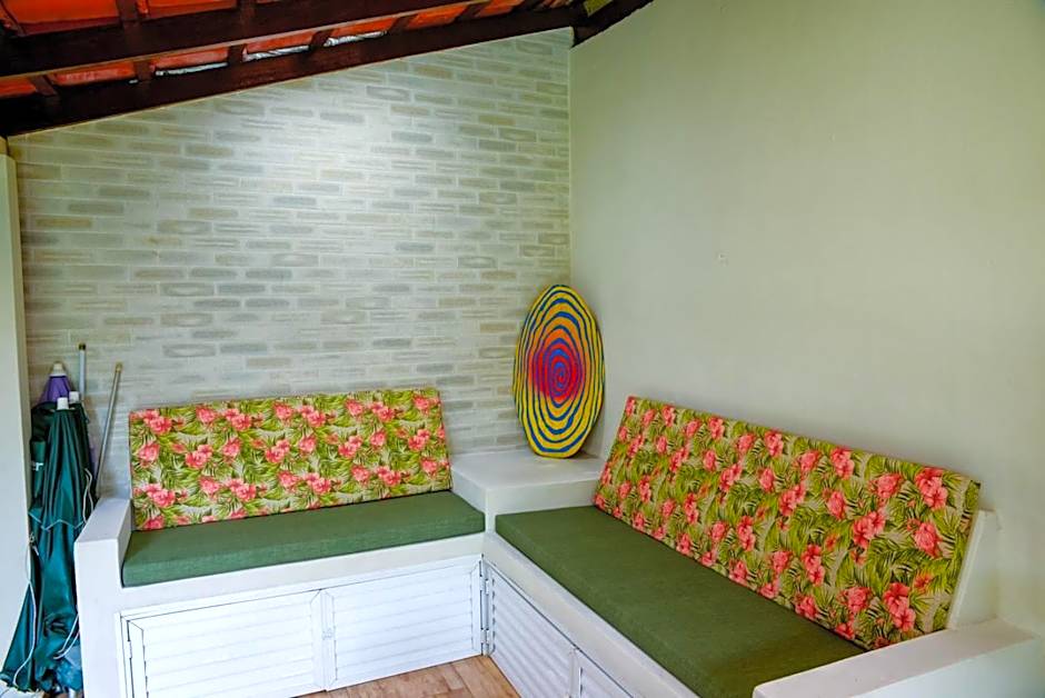 Casa Completa c Piscina e 500m da Praia -3 Quartos