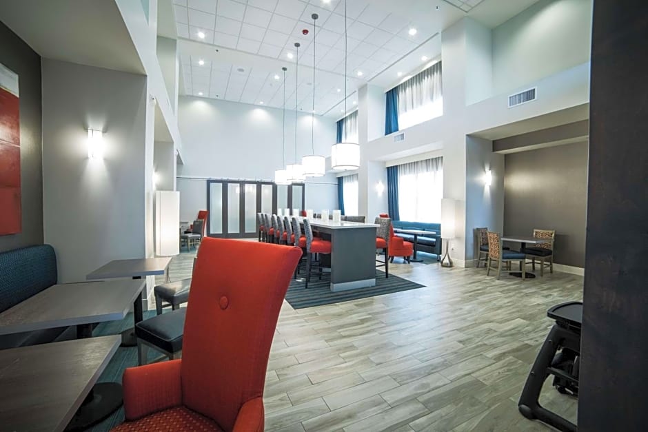 Hampton Inn By Hilton & Suites Tempe/Phoenix Airport, Az