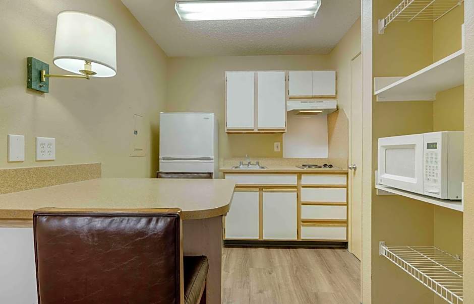 Extended Stay America Suites - Dallas - Las Colinas - Carnaby St.