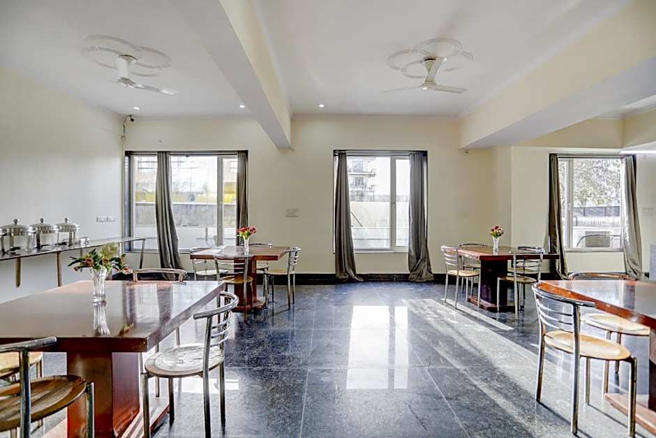 Town House HI5 Aditya International