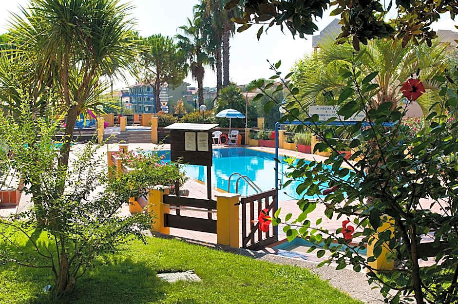 Diano Sporting Apartments