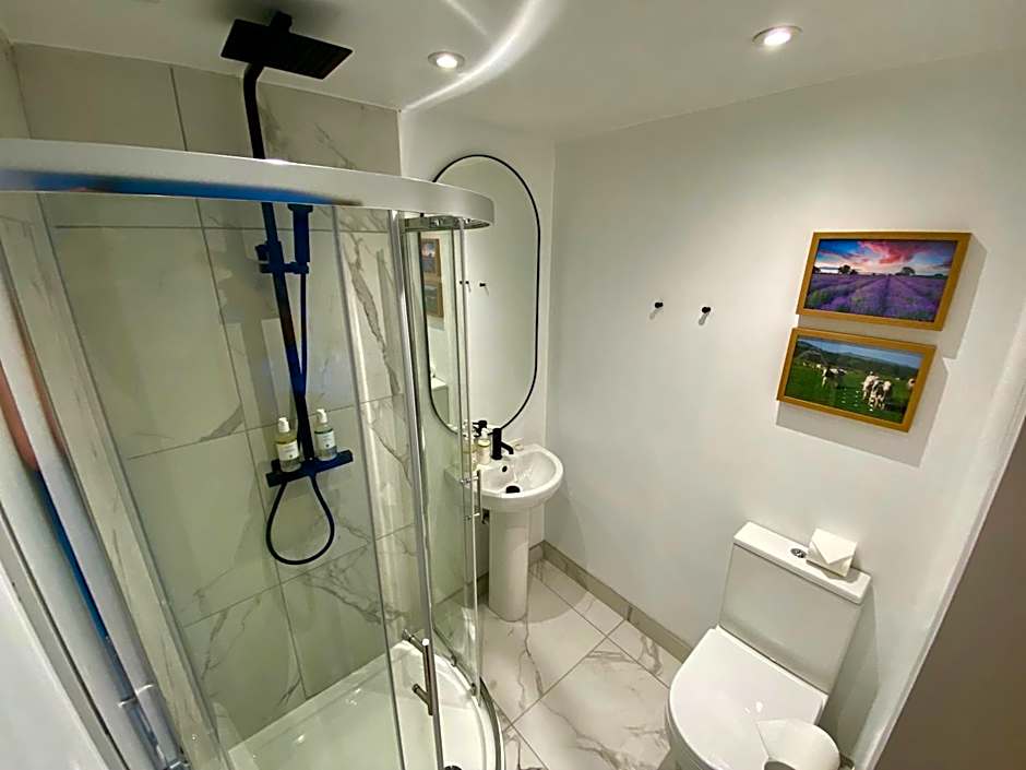 The Lion at West Pennard