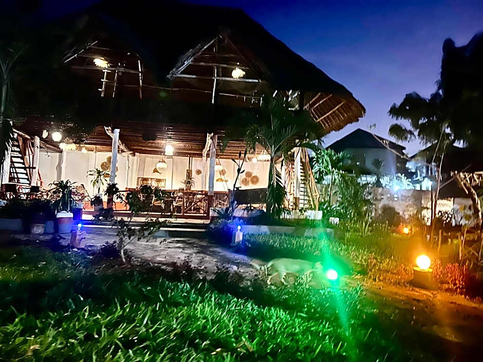 The Tropinest bungalow